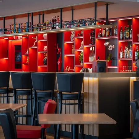 Le M & Отель Онфлёр