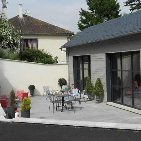 Отель Le M & Онфлёр