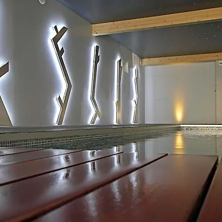 Hotel Le M & 3*
