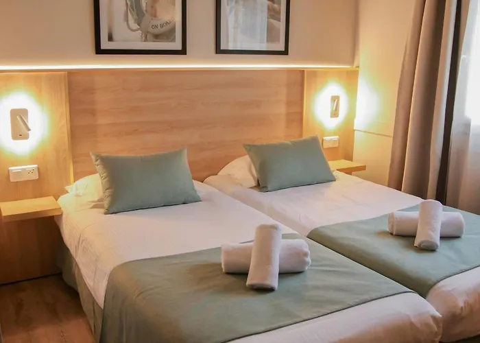 Hotel Le M & Honfleur